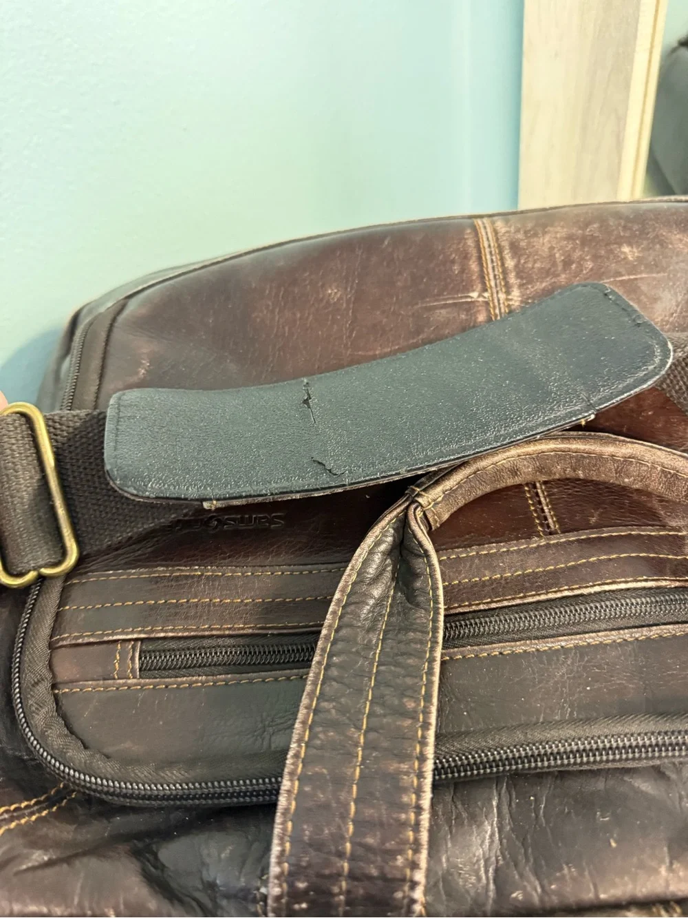 Samsonite Brown Leather Laptop Briefcase Messenger Bag Shoulder Strap